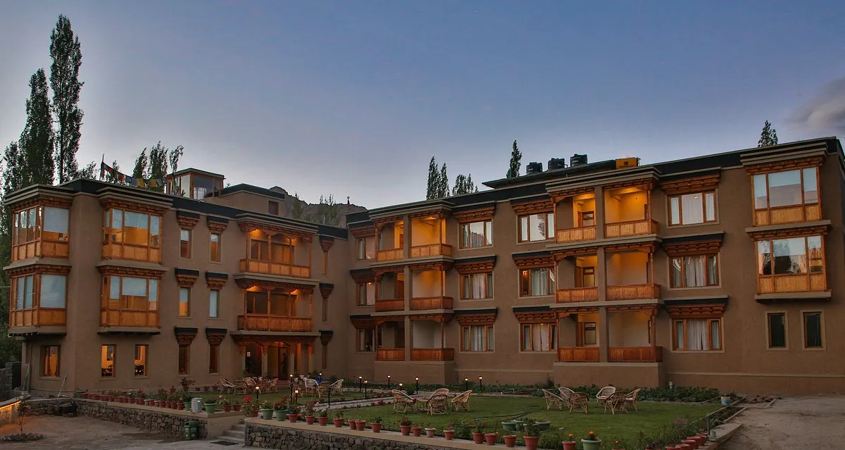 Hotel Galwan International