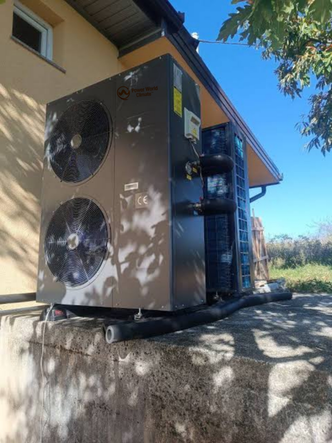 Monobloc Inverter Heat Pump for House Heating + Cooling + DHW PWC-BLND-R290 75°c Series