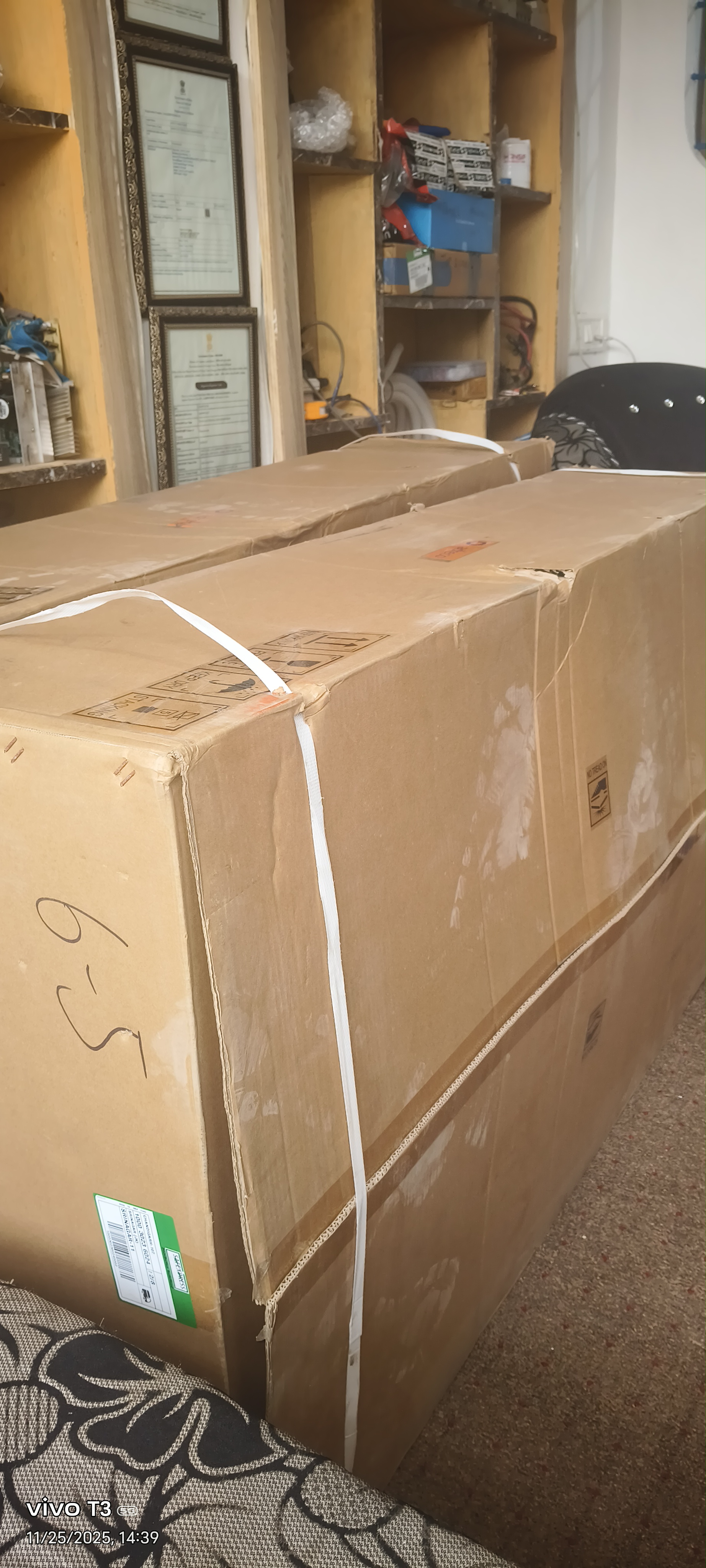 Floor Standing / Wall-Mounted Fan Coil Unit (FCU)