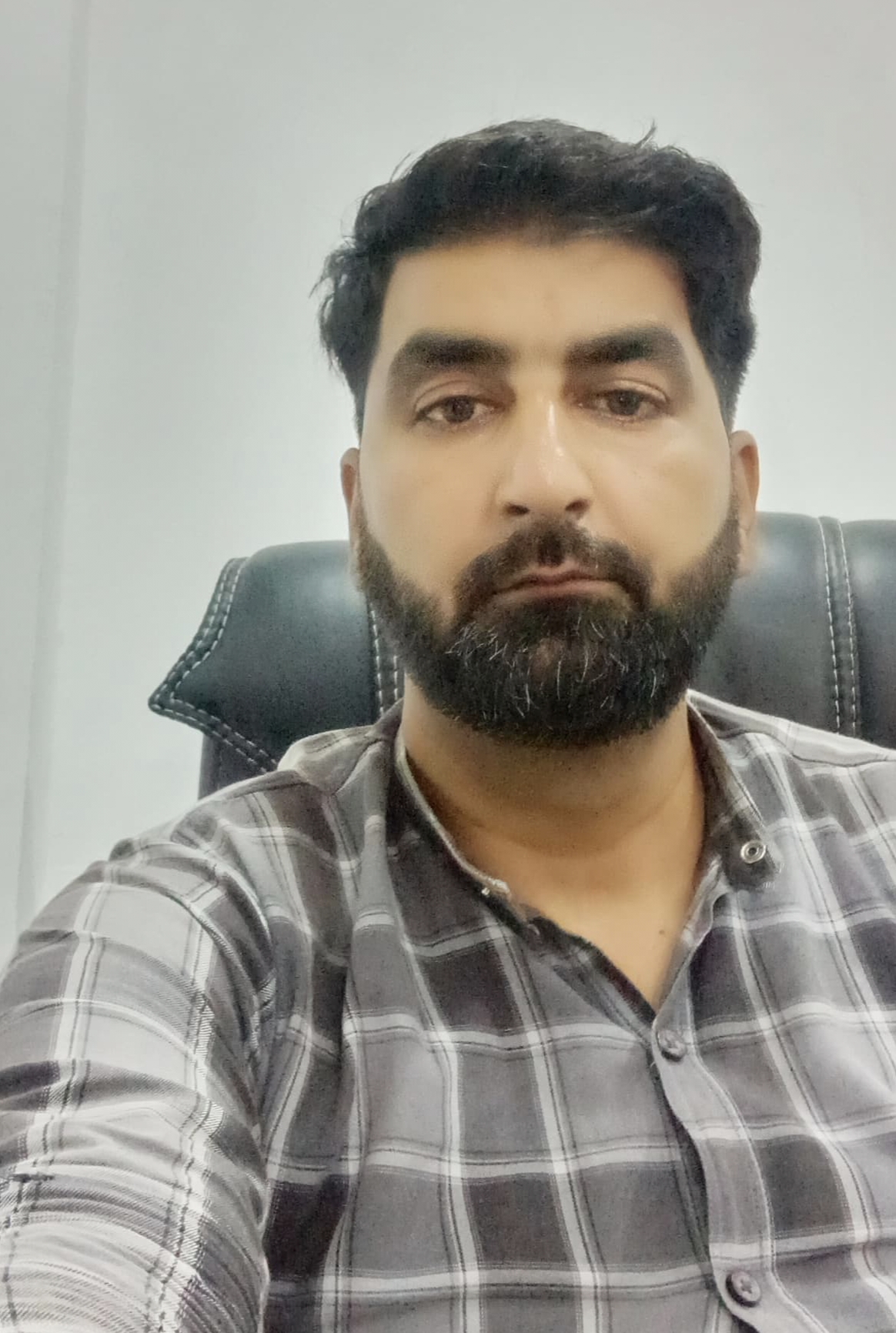 MANZOOR AHMAD